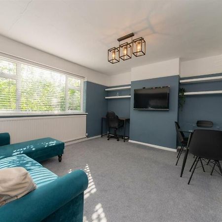 Appartement Vibrant & Stylish Mill Hill East Pad à Hendon Extérieur photo