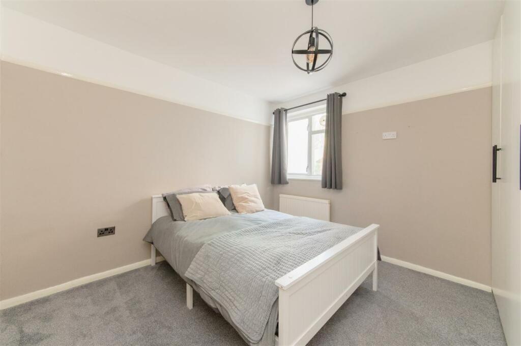 Appartement Vibrant & Stylish Mill Hill East Pad à Hendon Extérieur photo