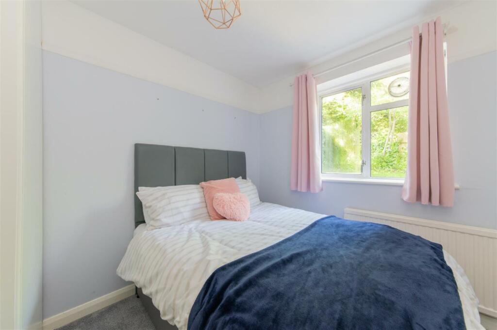 Appartement Vibrant & Stylish Mill Hill East Pad à Hendon Extérieur photo